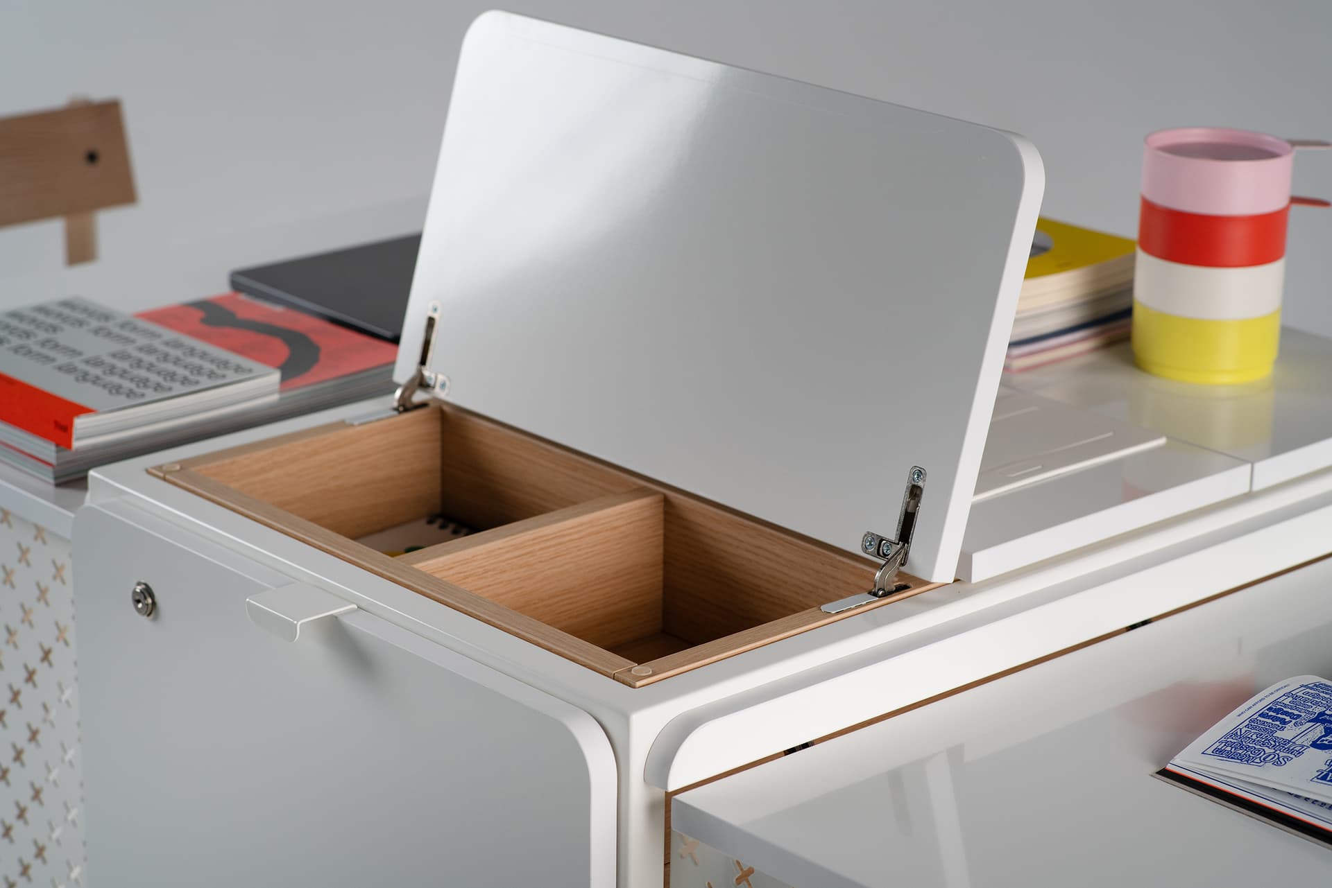 Designed for Collaboration: The Performer's Dual Workspace - image 2